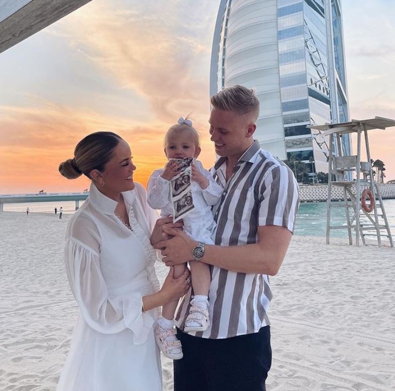 Защитник ЦСКА Магнуссон и его супруга ждут второго ребенка