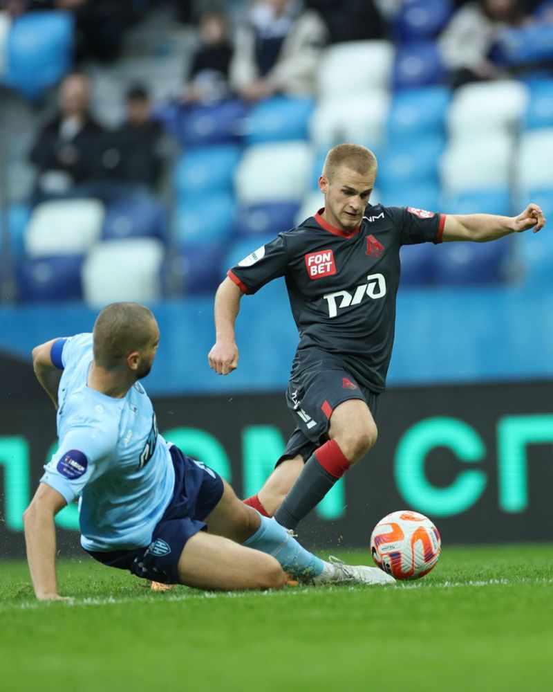 Локомотив забил два гола в добавленное время и вырвал победу в матче с Пари НН